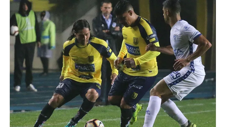 Penquistas y mendocinos chocan este jueves por un cupo en los octavos de final de la Copa Libertadores