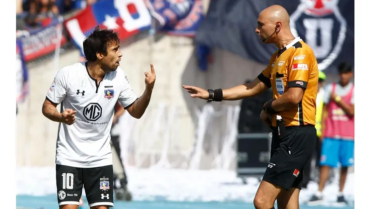 Jorge Valdivia quedó colgando y se puede perder el clásico ante Universidad de Chile