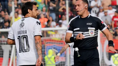 Jorge Valdivia y su amarilla ante La Calera