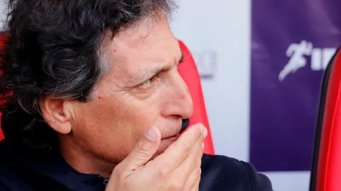 Salas suma una nueva molestia en otra rueda de prensa