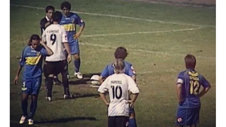 El 23 de abril de 2006, Paredes cedió la ejecución de un penal al Heidi González.
