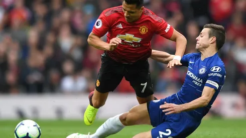 Sánchez es el centro de las críticas en Inglaterra