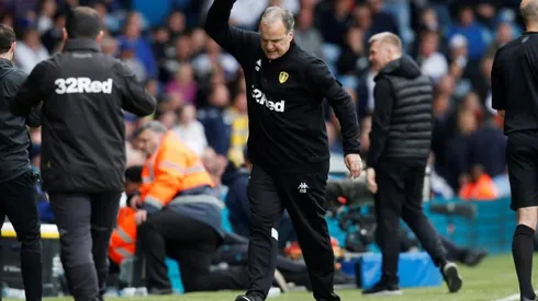 Bielsa accedió a pagar la multa impuesta por la liga inglesa