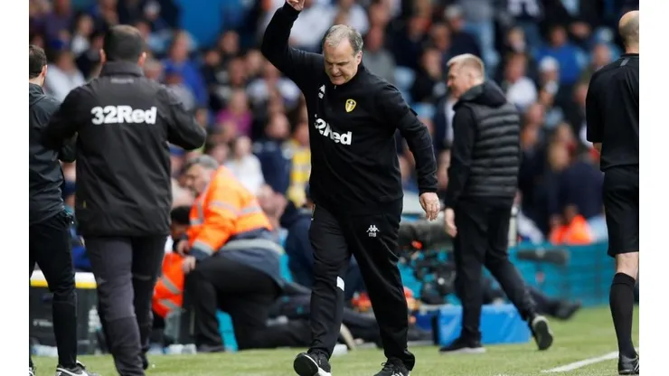 Bielsa accedió a pagar la multa impuesta por la liga inglesa