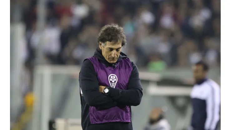 Salas elogió el presente de Meneghini