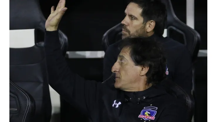 Salas quiere seguir adelante con su ciclo en Colo Colo