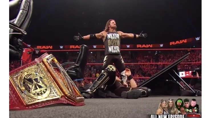 AJ Style da el primer gran golpe ante Seth Rollins en la firma de contrato