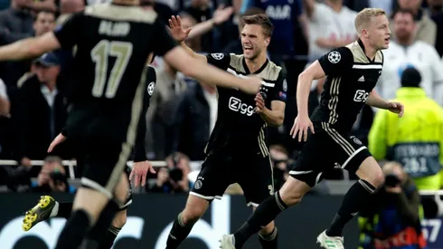 Ajax le ganó al Tottenham en Londres.