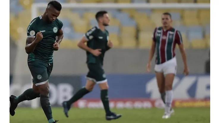 Video: Rafael Vaz marca golazo de tiro libre en el estadio Maracaná
