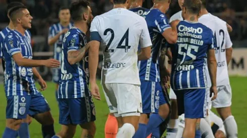 El momento en el que comenzó a calentarse todo en el Godoy Cruz-Boca