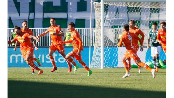 Cobreloa golea por 4-0 y el soñado ascenso se acerca para los naranjas
