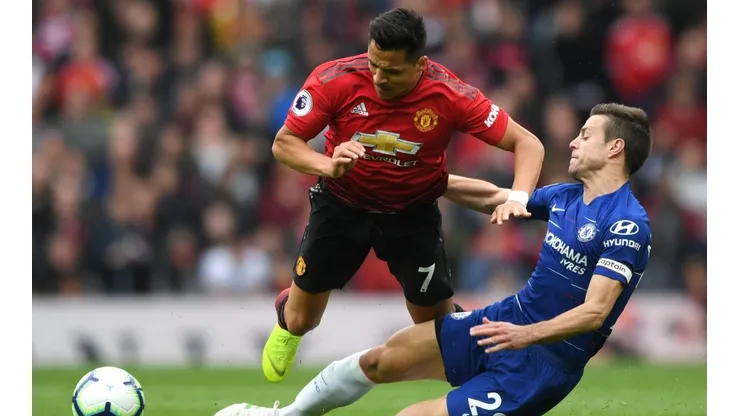 Alexis se gana las críticas de la prensa inglesa