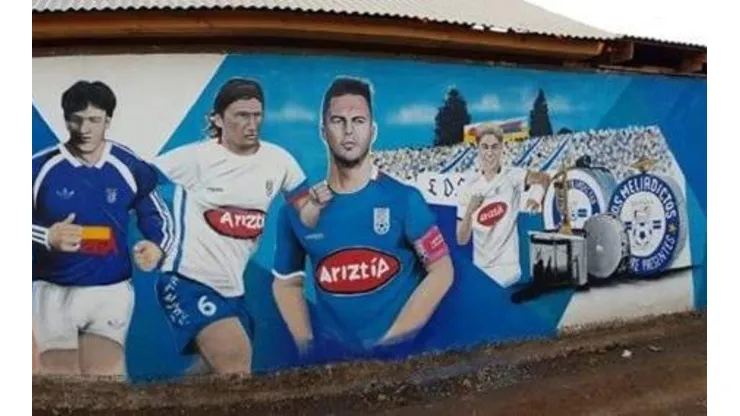 El mural de los hinchas de Deportes Melipilla.