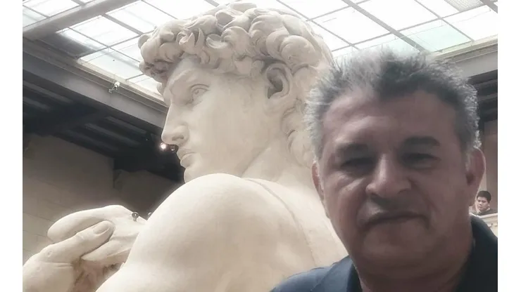 Claudio Borghi tuvo problemas comerciales