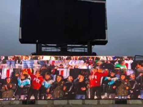 Proyectan imagen de hinchas alentando al Tino dese Gaza