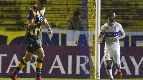 El Canalla festeja el autogol del Chapa.