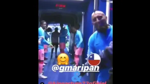 Vidal y Maripán se saludaron en España.