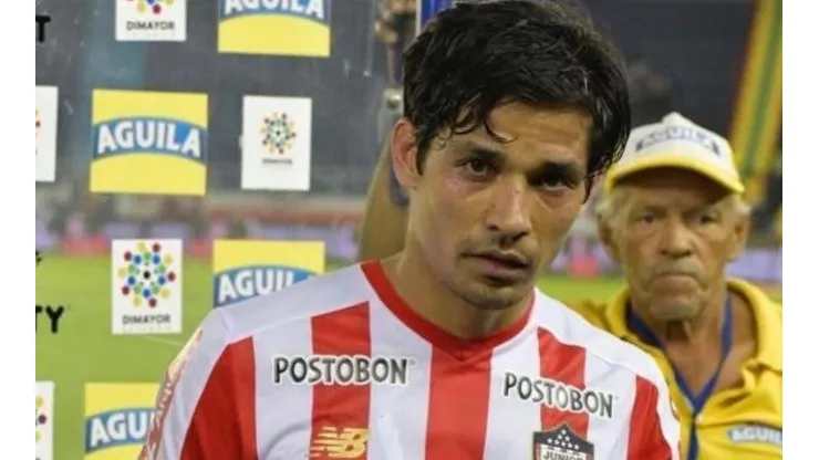 Mati Fernández será baja de Junior entre dos y tres semanas.