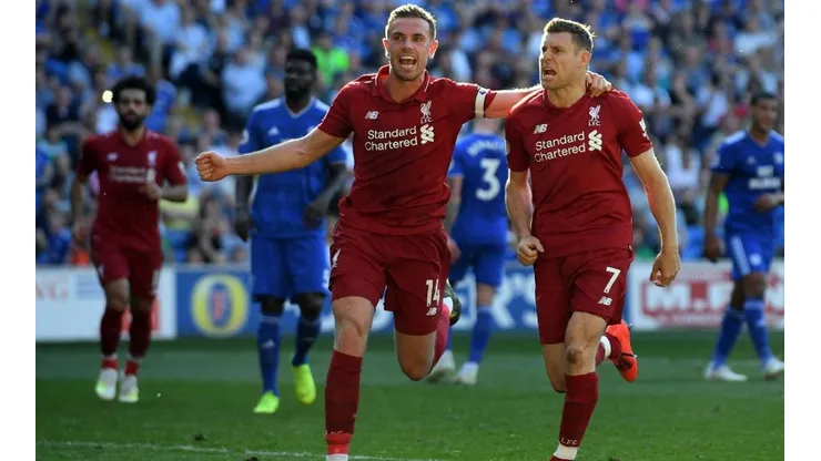 Liverpool sigue peleando.