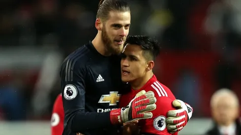 Alexis Sánchez junto a David de Gea