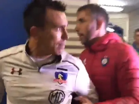 [Video] Un encendido y accidentado ingreso a camarines