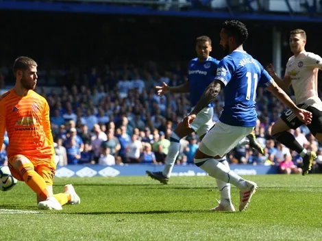 Everton goleó 4-0 a un Man United sin vida y sin Alexis