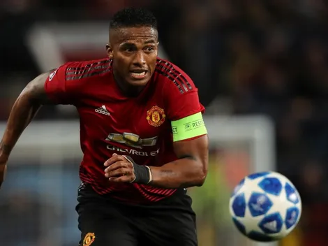 Valencia se despidió anticipadamente del Manchester United