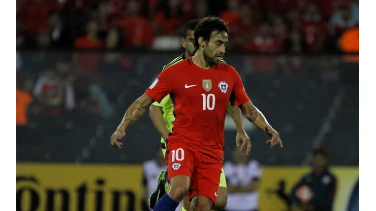 Valdivia no juega con la Roja desde el doloroso revés que dejó fuera a la selección del Mundial