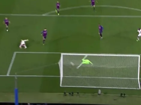 Sólo Ter Stegen pudo evitar el golazo de Alexis contra Barcelona