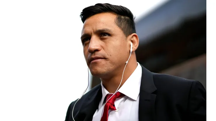 Alexis Sánchez es novedad en la plantilla viajera de Manchester Utd