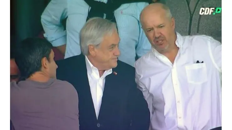 El Presidente llegó al clásico universitario.