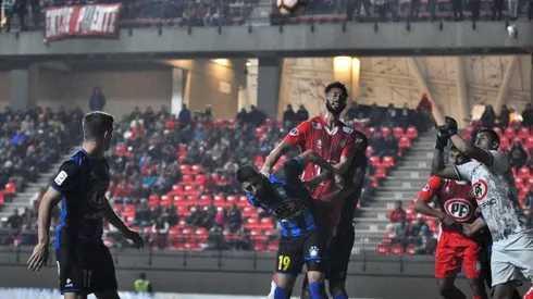 Marcelo Larrondo abrió el marcador