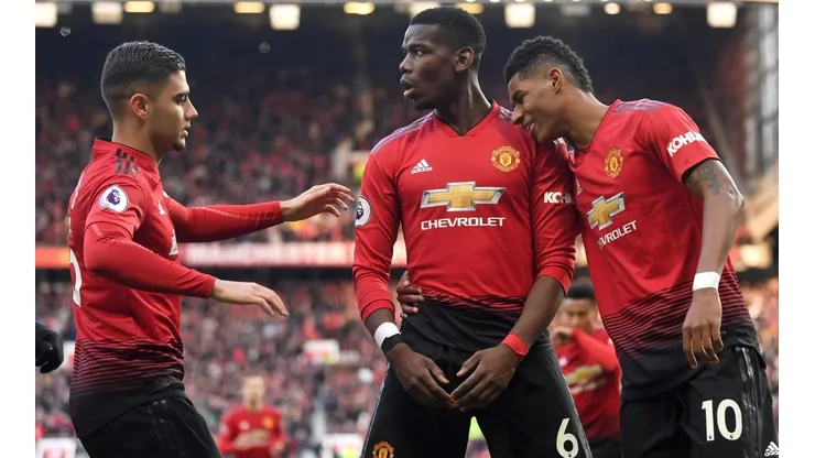 Man United venció al West Ham con dos penales de Pogba