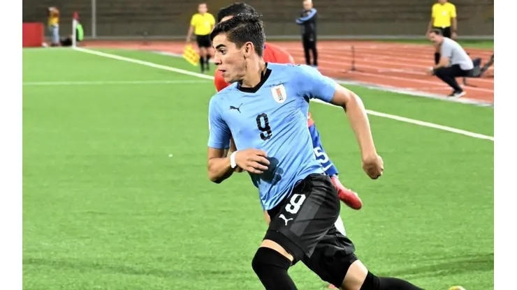 Video: así fueron los dos goles que pusieron en ventaja a Uruguay contra Chile