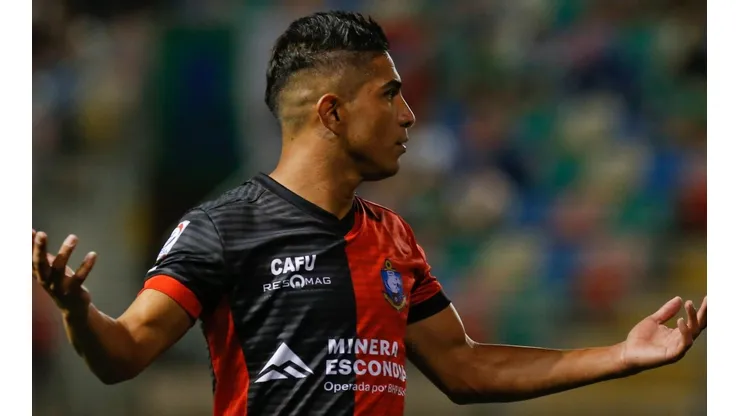 Felipe Flores está precupado por su suplencia