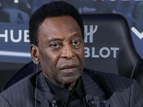 Pelé regresa a Brasil tras su hospitalización en París