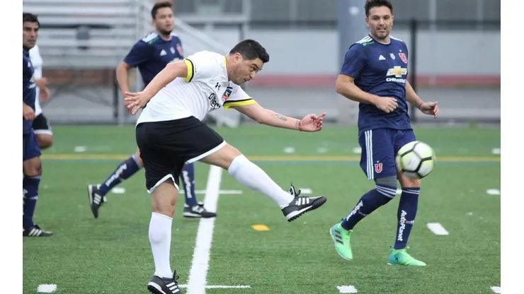 Colo Colo se impuso a la U en Nueva York el año pasado (3-2)