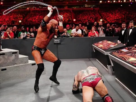 Triple H venció a Batista en una brutal pelea
