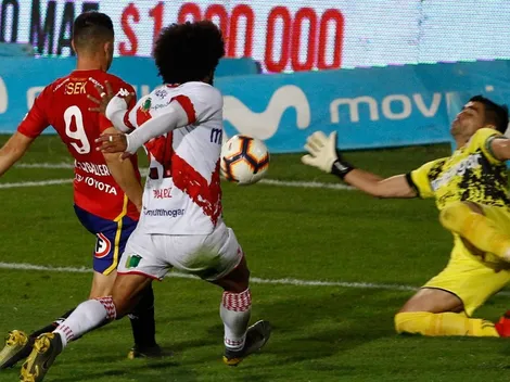 Unión derrota agónicamente a Curicó y se queda con la cima