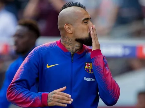 Vidal gritó desde las tribunas el triunfo del Barcelona contra Atlético Madrid