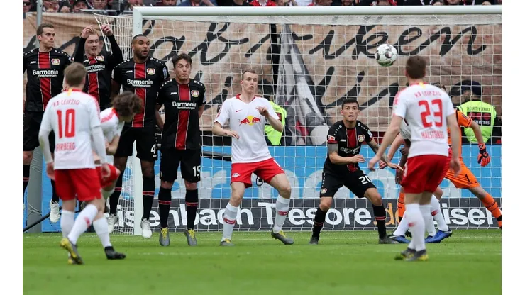 Charles Aránguiz en Leverkusen