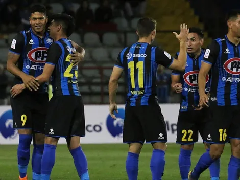 Huachipato vence a Cobresal y cierra el viernes de fútbol