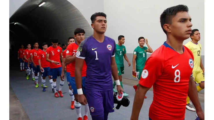 Chile tiene tres partidos para clasificarse al Mundial de Brasil