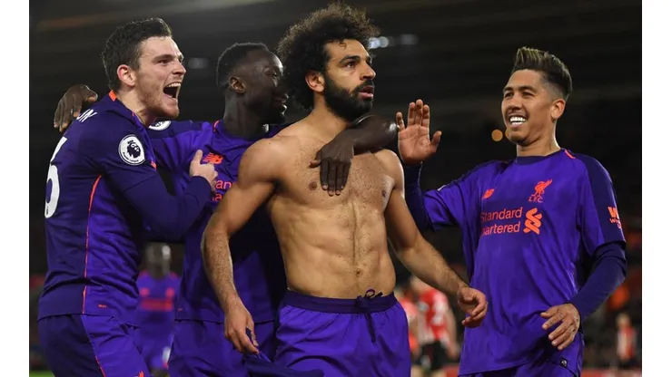 Liverpool continúa en la lucha por la Premier League