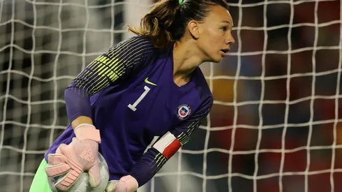 Tiane Endler se lució contra Escocia.