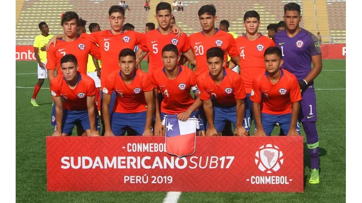La Roja sub 17 enfrenta a Perú.