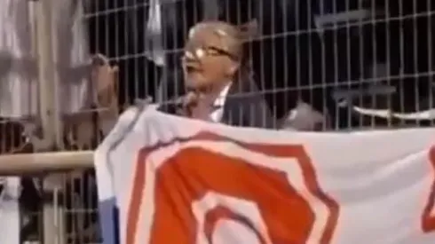 La notable hincha cruzada que alentó todo el partido a la UC