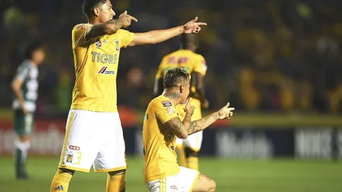 Celebración de Eduardo Vargas