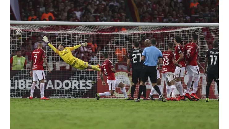El golazo de River a Inter.