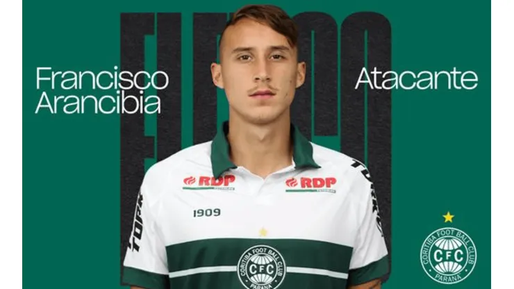 Arancibia se luce hablando portugués en su presentación en Coritiba